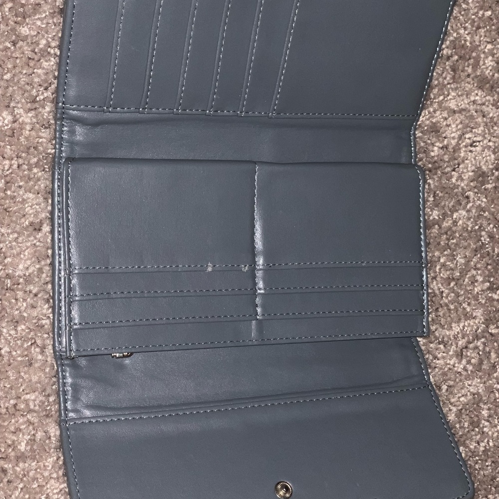BCBG wallet